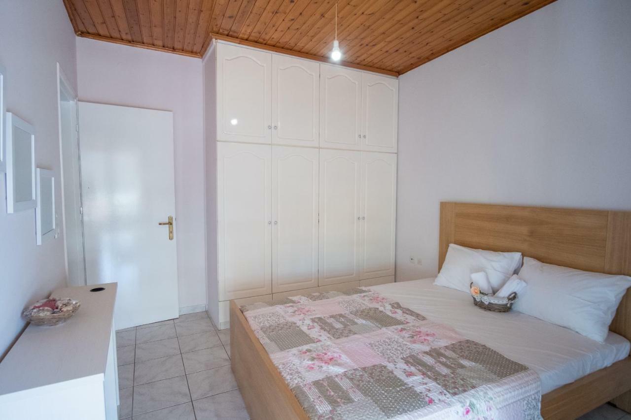 Aelia Apartment เปรเวซา ภายนอก รูปภาพ