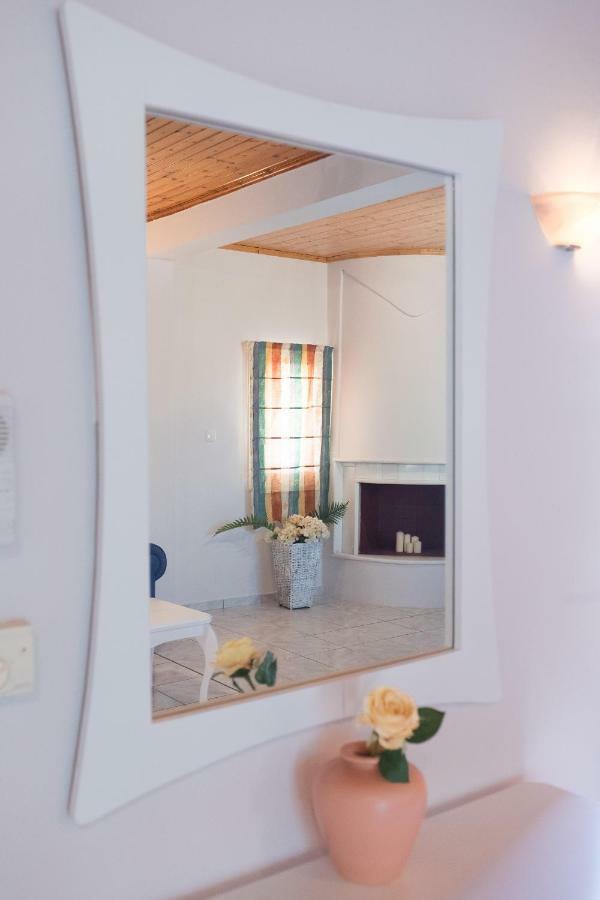 Aelia Apartment เปรเวซา ภายนอก รูปภาพ