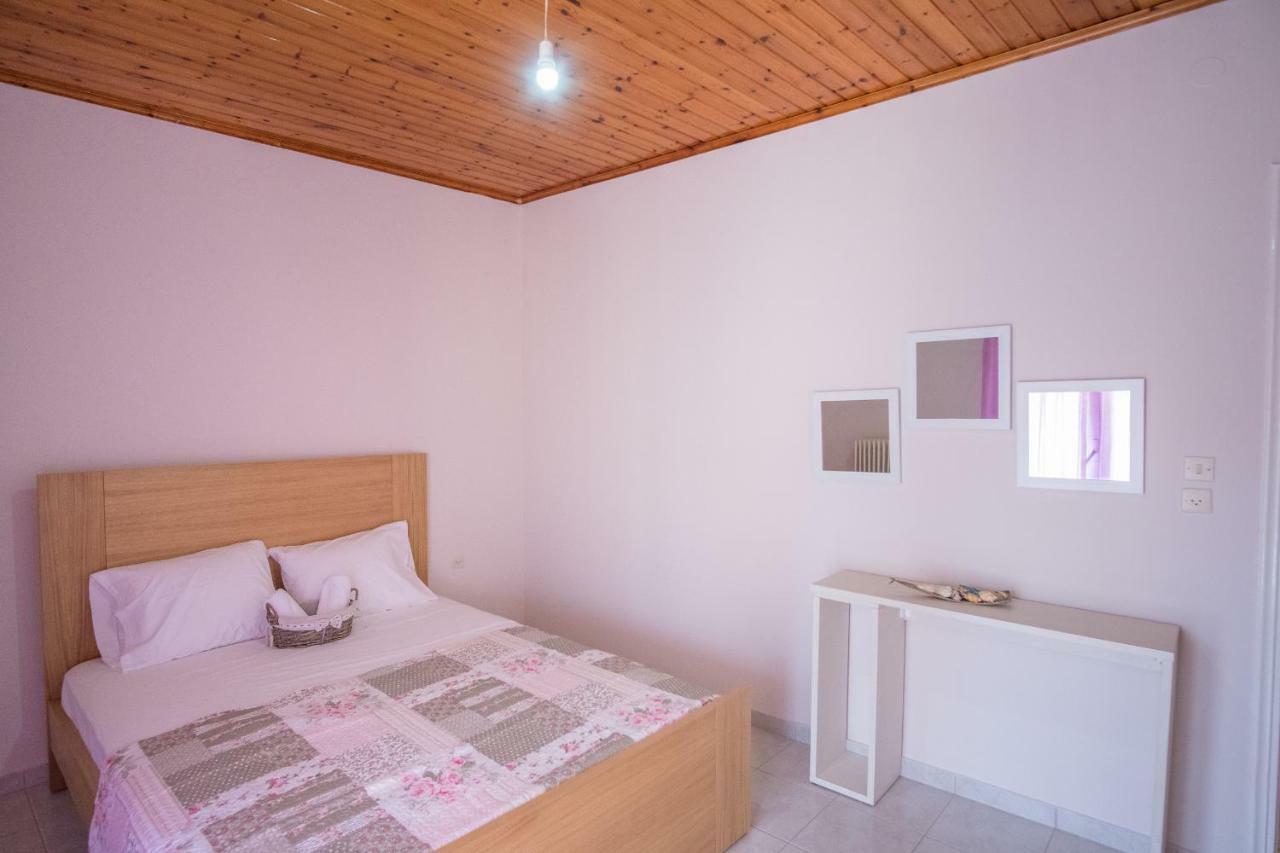 Aelia Apartment เปรเวซา ภายนอก รูปภาพ