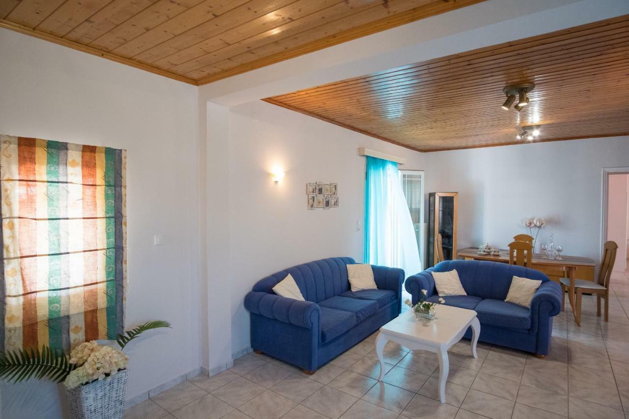 Aelia Apartment เปรเวซา ภายนอก รูปภาพ